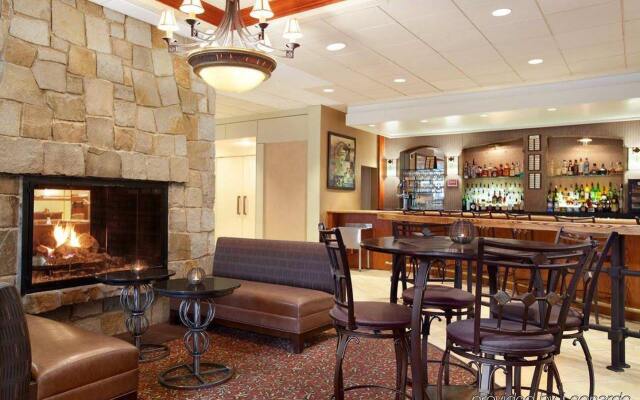 DoubleTree by Hilton Boston/Bedford Glen