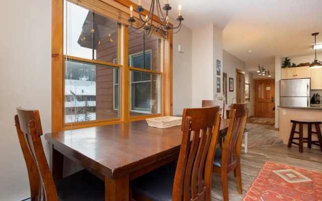 Buffalo Lodge by Summit County Mountain Retreats