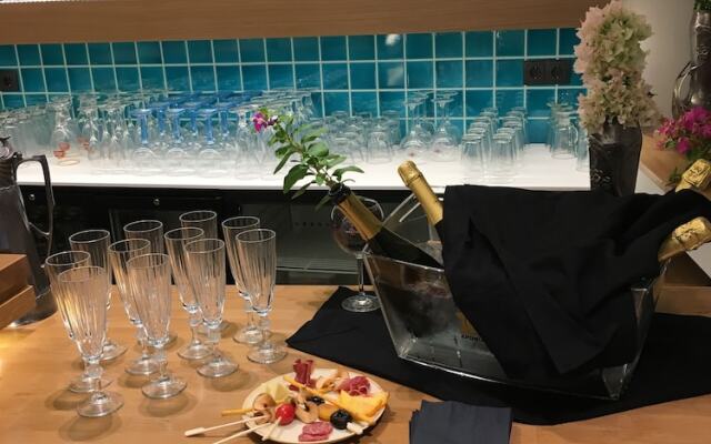 360Degrees Pop Art Hotel