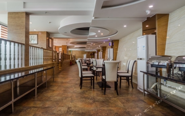 Sapphire Sea View Hotel