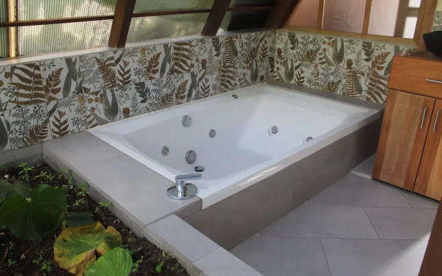 Sacha Urco Lodge Nature Hideaway Cabins