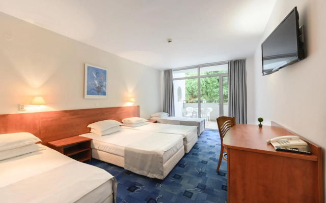 Madara Park Hotel
