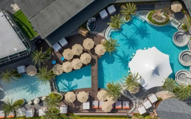 Sea View Suite Pool Access  C81