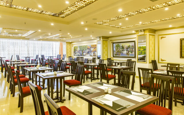 Paris Nha Trang Hotel & Apartment