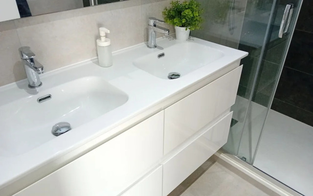 Beautiful Studio in Gibraltar - E1