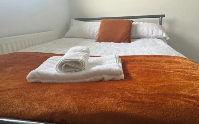 The Coral Guest House Winchester