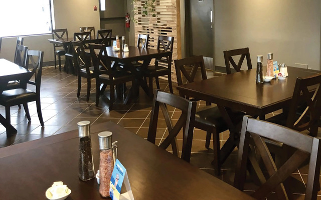Comfort Inn West Edmonton