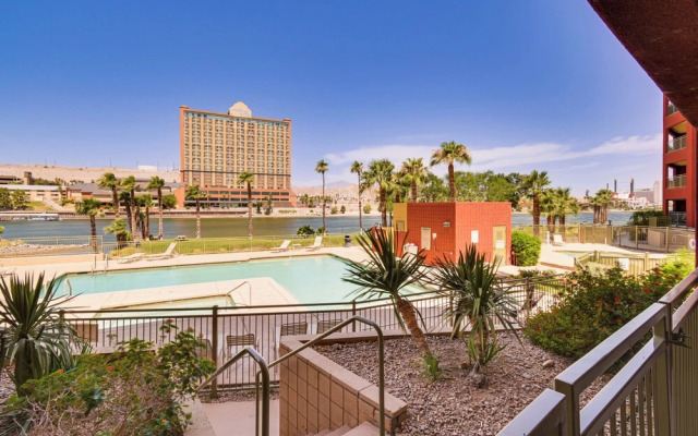 Riverfront Bullhead City Condo Near Casinos!