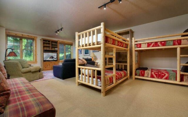 Granite Ridge Cabin 1