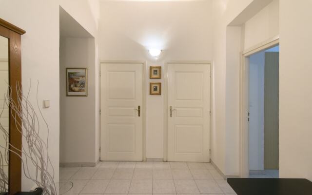 Central 3 Bedroom Home near National Museum