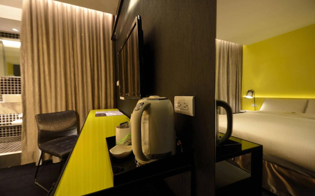 Vendome East Inn