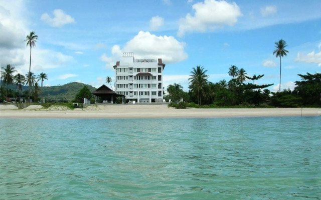 Khanom Beachfront Apartment 1