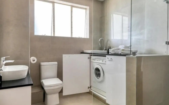 15 @ Villa Marina - Mouille Point