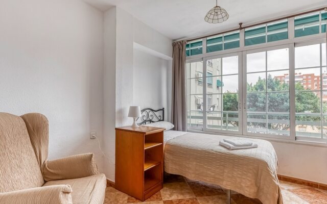 Elegant Holiday Home in Málaga near Sea