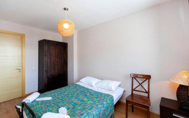 Bright And Cozy 2Br Apt. W Balcony In Gudauri