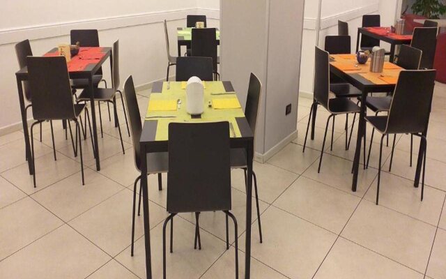Hotel Lux Modena