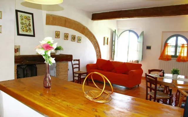 Apartment Between Pisa and Livorno