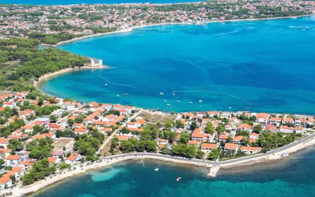 Spacious Holiday Home in Dalmatia With Beach Nearby