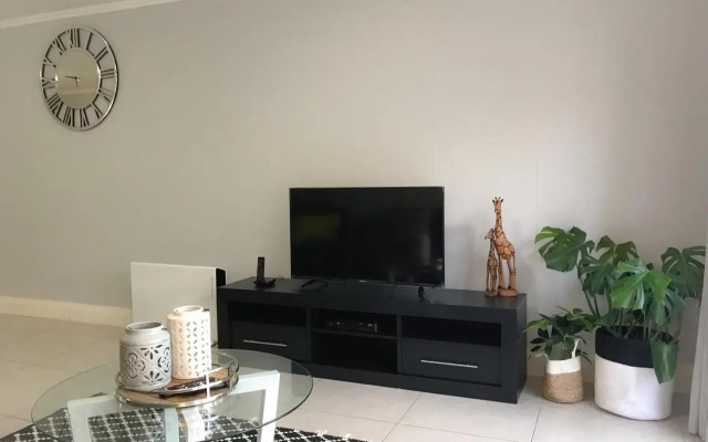 Ashton Park Luxury Apartment