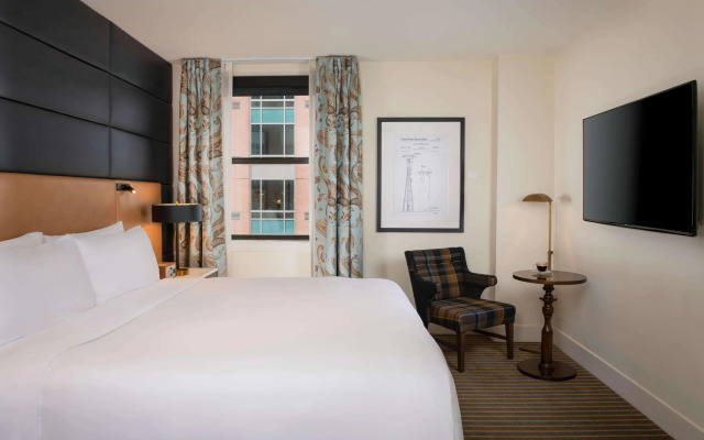 Hotel Theodore