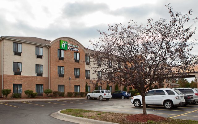 Holiday Inn Express Hotel & Suites Canton, an IHG Hotel