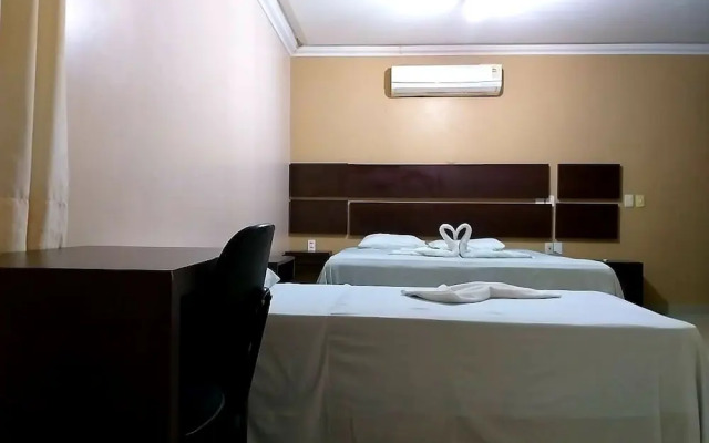 Serra's Comfort Hotel