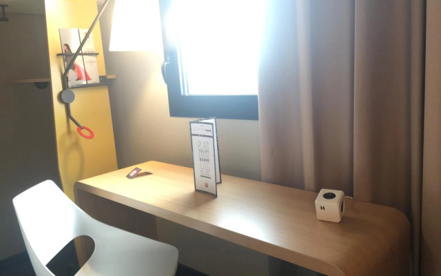 ibis Niort Est Mendes France