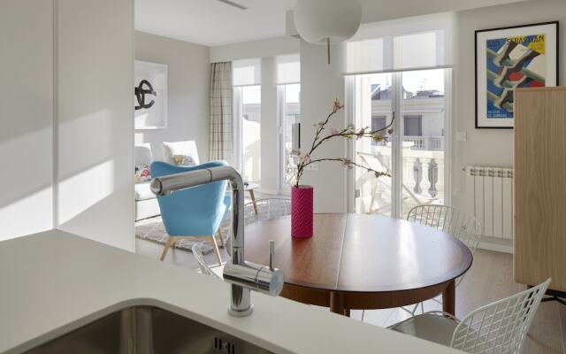 Jai Alai Beach Apartment by FeelFree Rentals