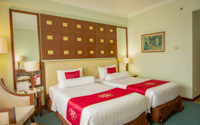 The Sunan Hotel Solo