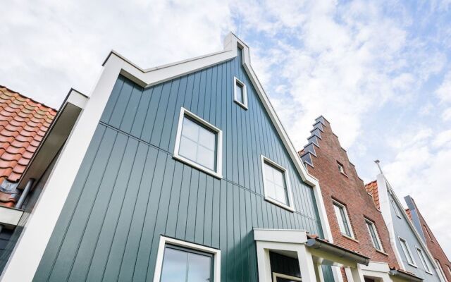 Roompot Hotel Marinapark Volendam
