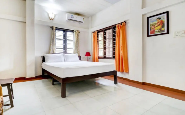 Shirleys Beach Hotel