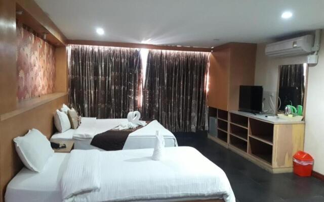 New Pind Balluchi Inn