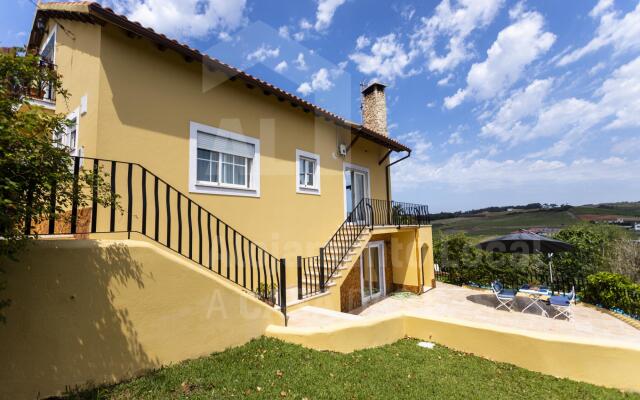 Villa Safarujo by Acasadascasas