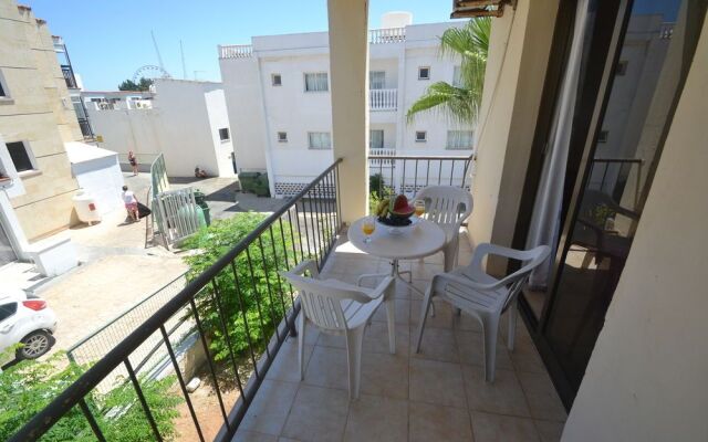 Daphne Apartment