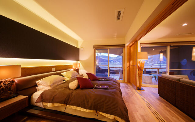 Yufuin Luxury Villa -zakuro-