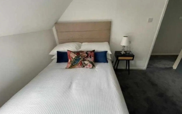 Cavehill Castle Hotel