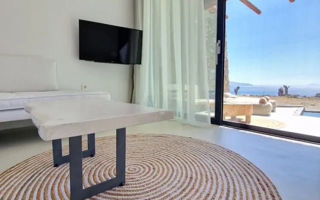 MvibesMykonos homes and studios