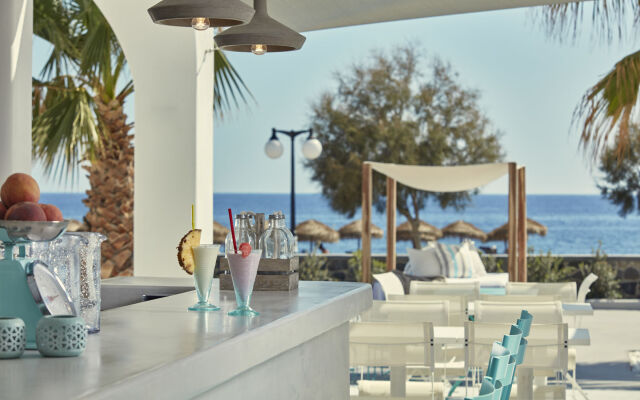 Aqua Blue Hotel