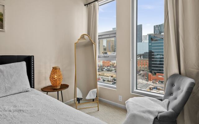 GLOBALSTAY. Downtown Calgary Apartments. Free parking