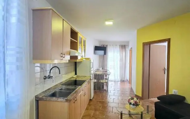 Apartments Vugica Šilo