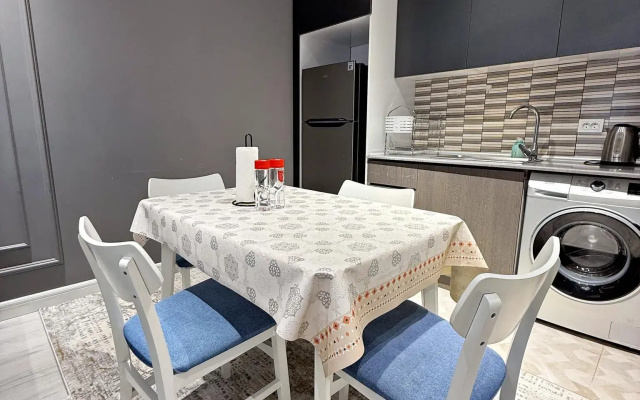 Royal Rentals (Роял Ренталс) на улице Абдулла Каххара 49/13