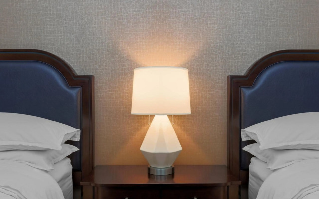 Sheraton Tarrytown Hotel