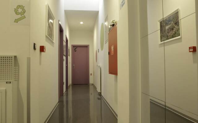 Chic Hostel
