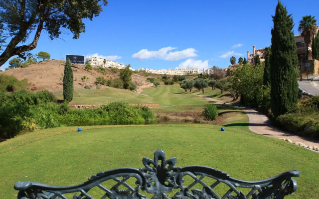 Top del Golf Hills