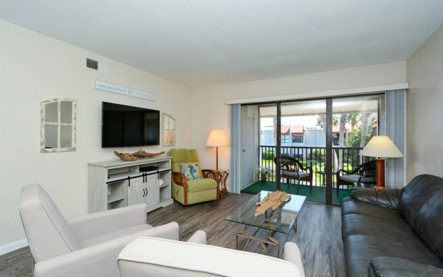 Runaway Bay Resort by BBG