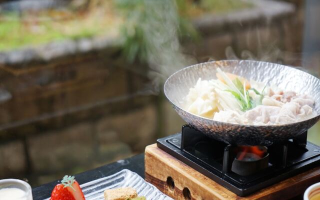 Hakone Pax Yoshino