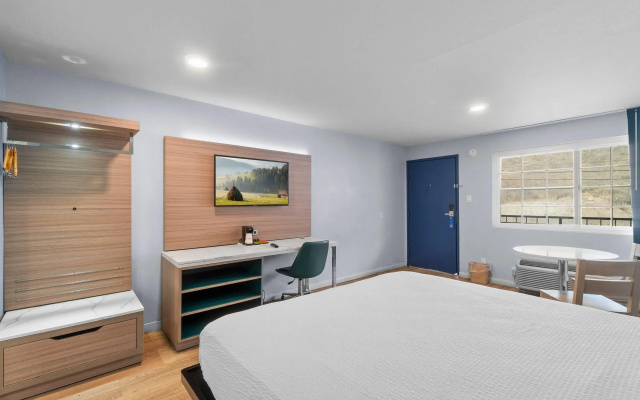 Travelodge by Wyndham Fairplex Pomona