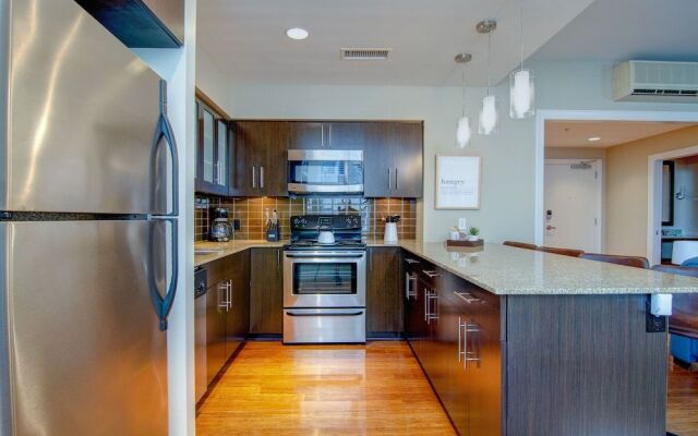 Abode Memphis - Downtown Madison Ave
