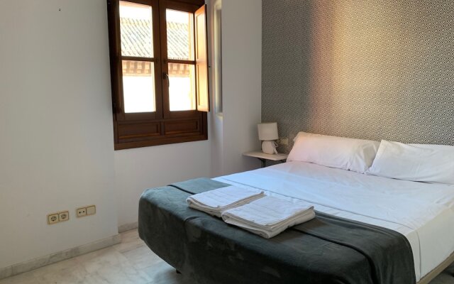 Sweet Sevilla Apartments