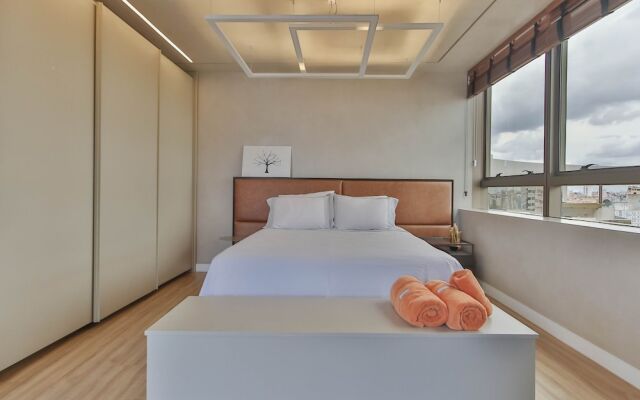 Loft alto padrão com varanda